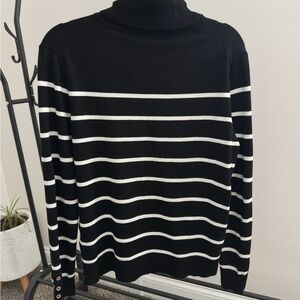 Black and White Striped Women’s Sweater